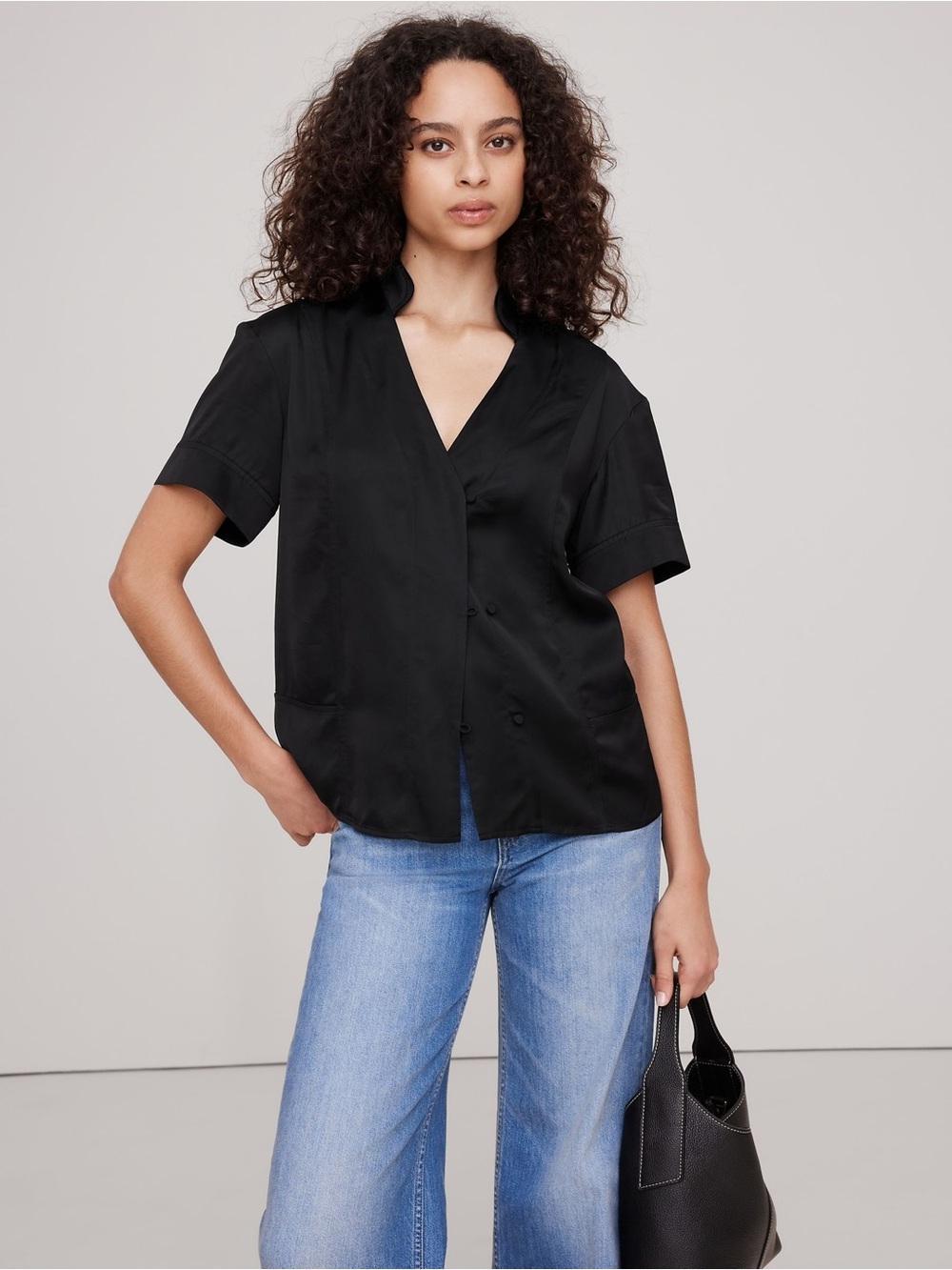 NWT Banana Republic Satin Short Sleeve Top